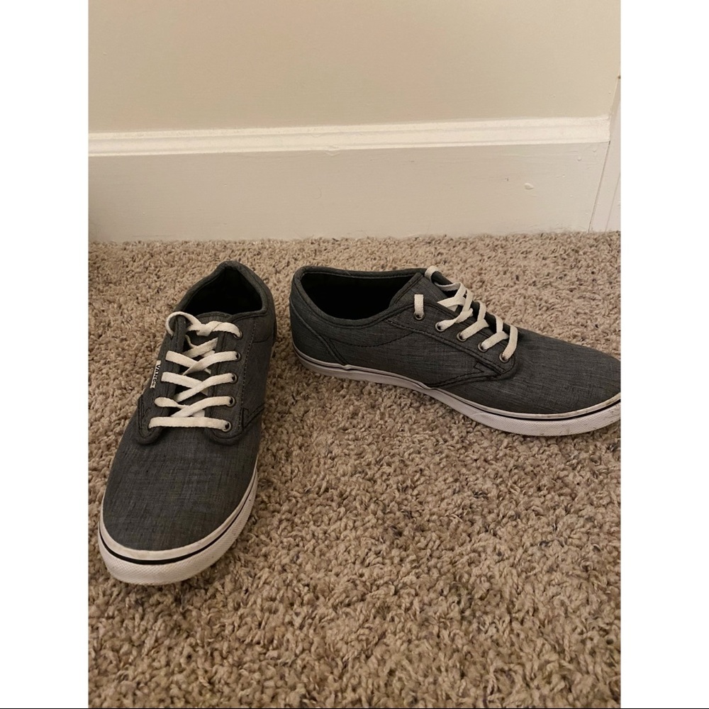VANS Women’s 8 Gray Lace-Ups